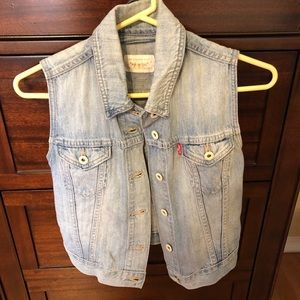 Levi’s denim jean vest vintage